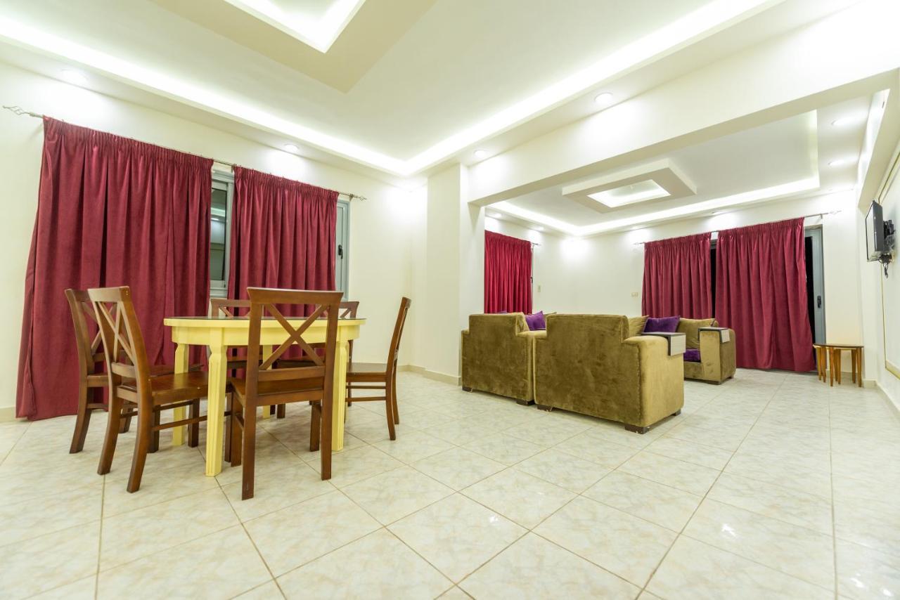 Zafero Porefag- Families Only Apartment